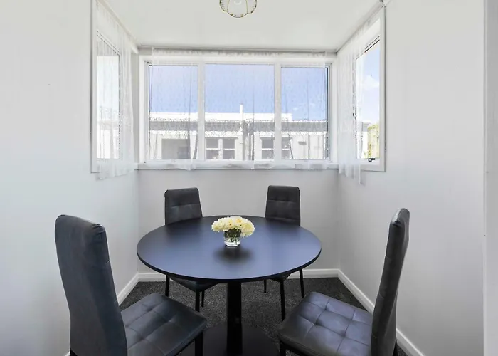 Holiday home Pukeko Nest Your Kiwi In
