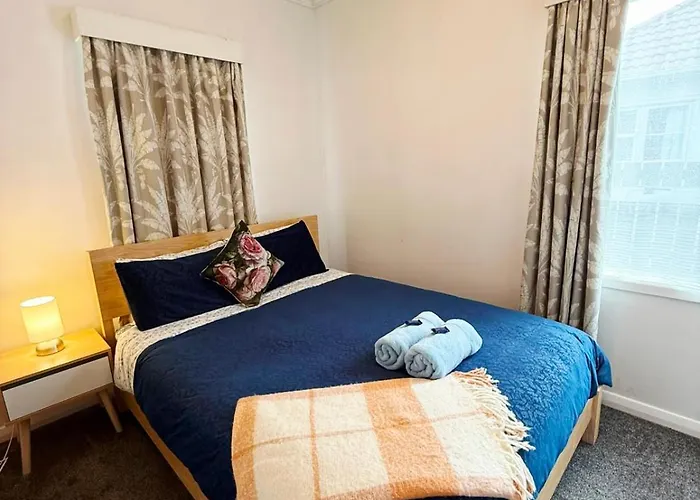 Pukeko Nest Your Kiwi In Holiday home Rotorua